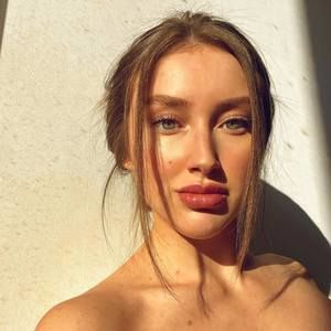 Meet your Posher, Sydnee